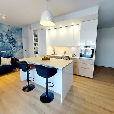 Luxury Modern New Apartment With Garden Close To Wroclaw Self Check-In 24H Siechnice Εξωτερικό φωτογραφία